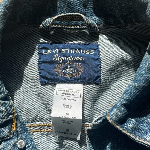 Levi Strauss Signature Jean Jacket - Picture 2 of 8